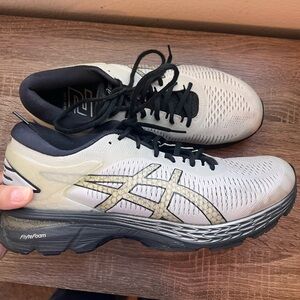 ASICS Gel-Kayano 25 Men’s 10 Training Shoes